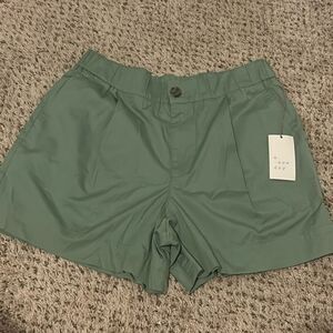 NWT a. new day medium shorts    A